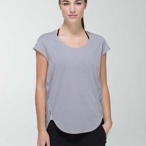 Lululemon tee
